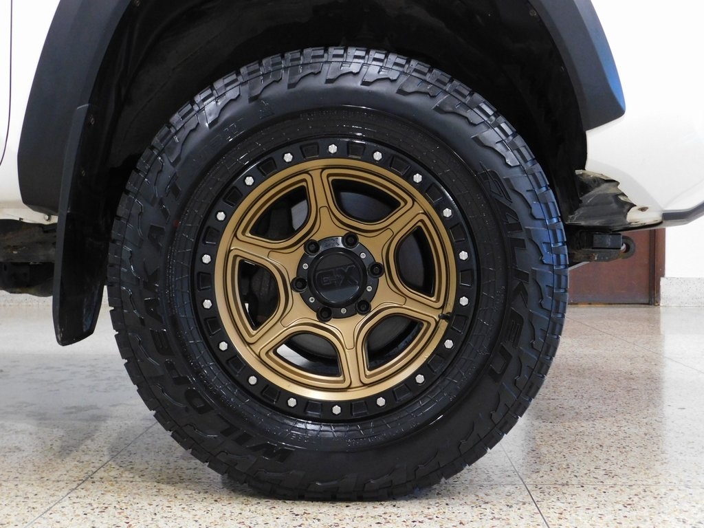 Toyota Tacoma SR5 Double Cab Long Bed V6 6AT 4WD 2019