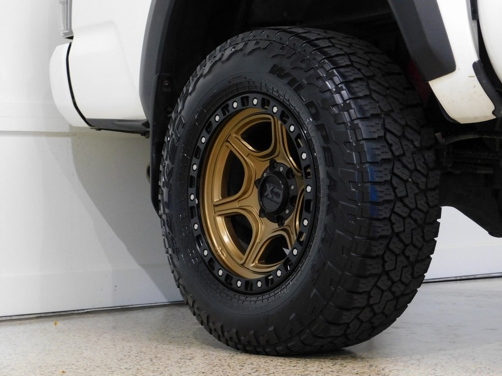 Toyota Tacoma SR5 Double Cab Long Bed V6 6AT 4WD 2019