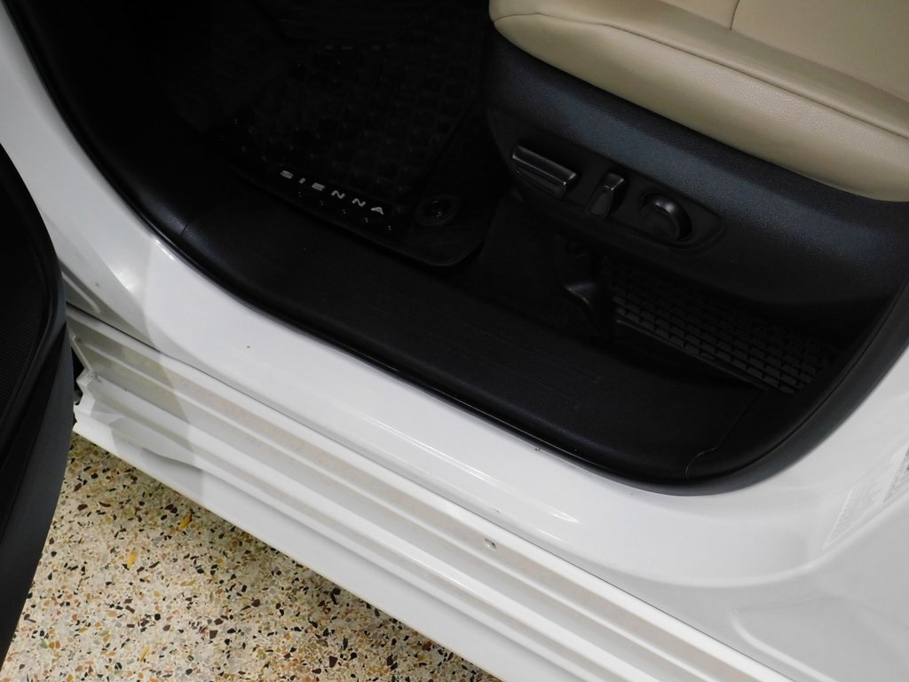 Toyota Sienna Unknown 2021