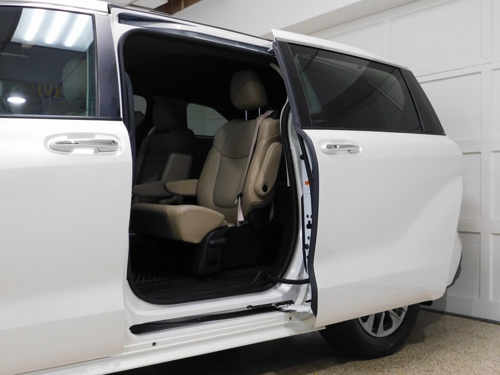 Toyota Sienna Unknown 2021