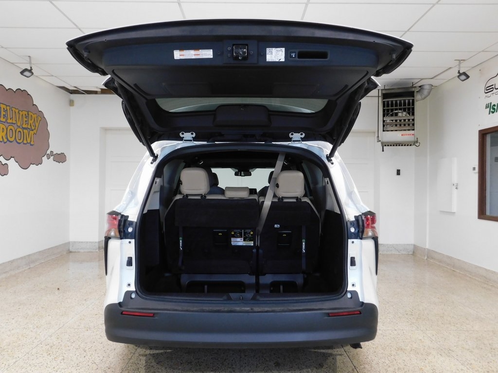 Toyota Sienna Unknown 2021