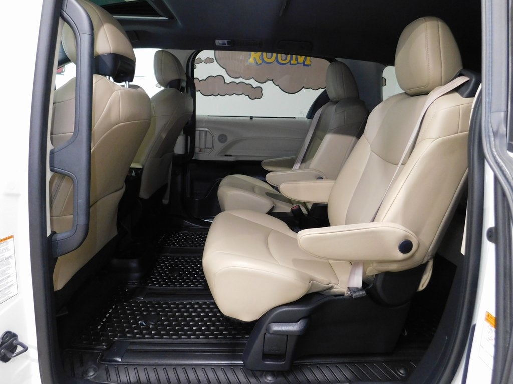 Toyota Sienna Unknown 2021