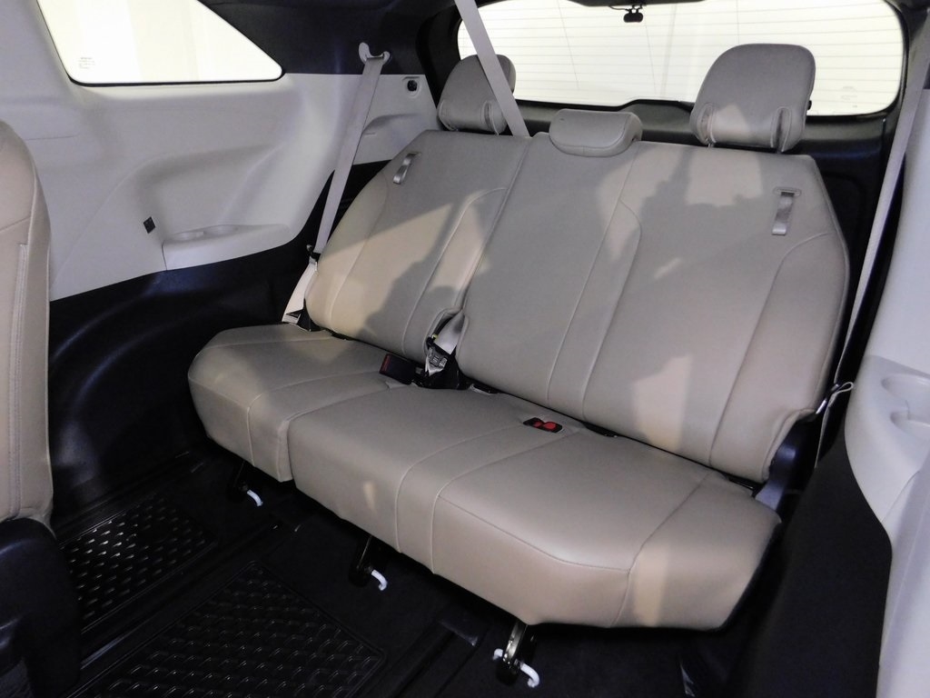 Toyota Sienna Unknown 2021