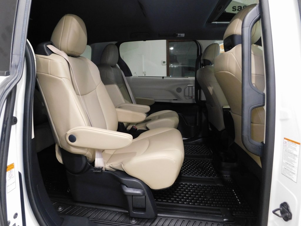 Toyota Sienna Unknown 2021