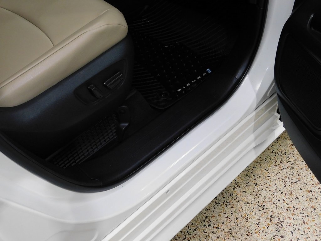 Toyota Sienna Unknown 2021