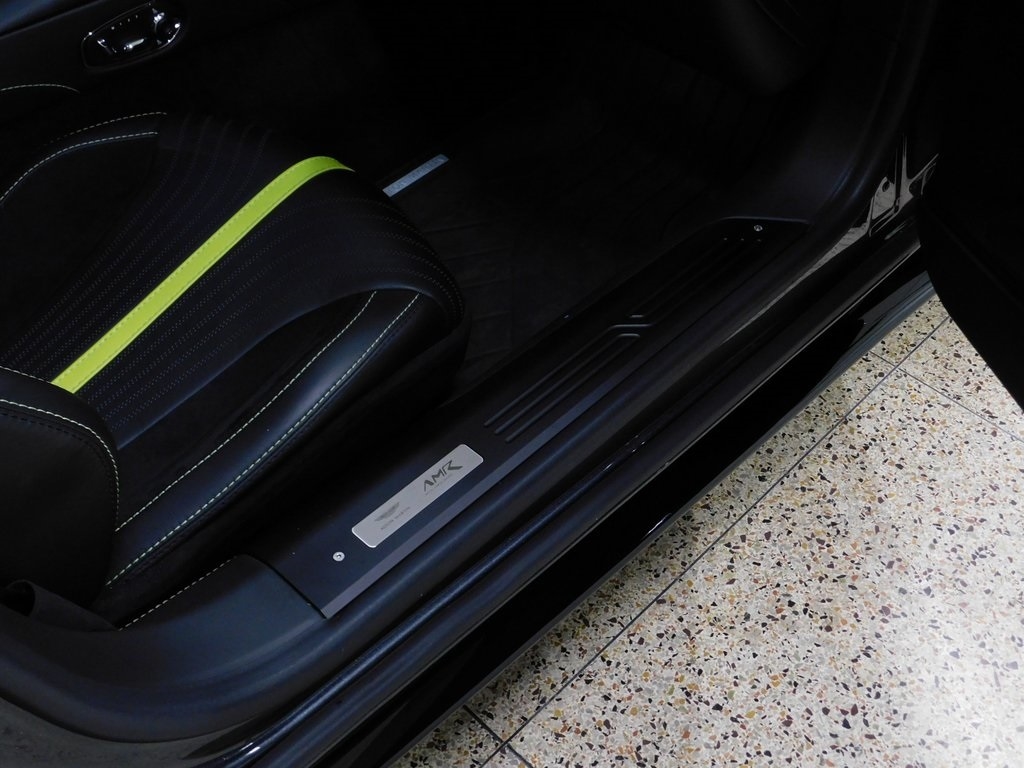 Aston Martin DB11 AMR 2020