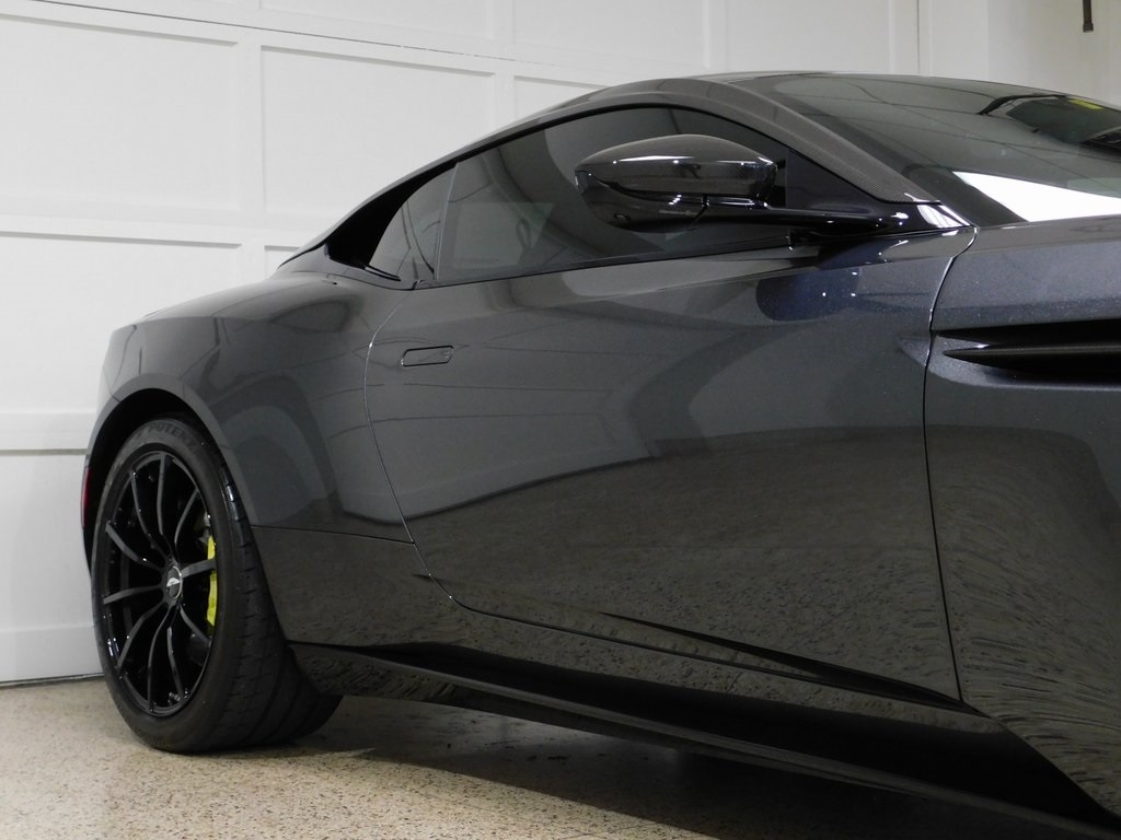 Aston Martin DB11 AMR 2020