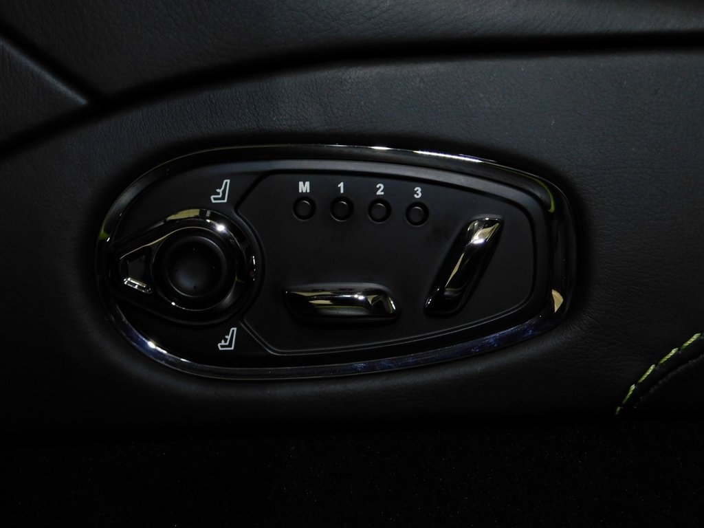 Aston Martin DB11 AMR 2020