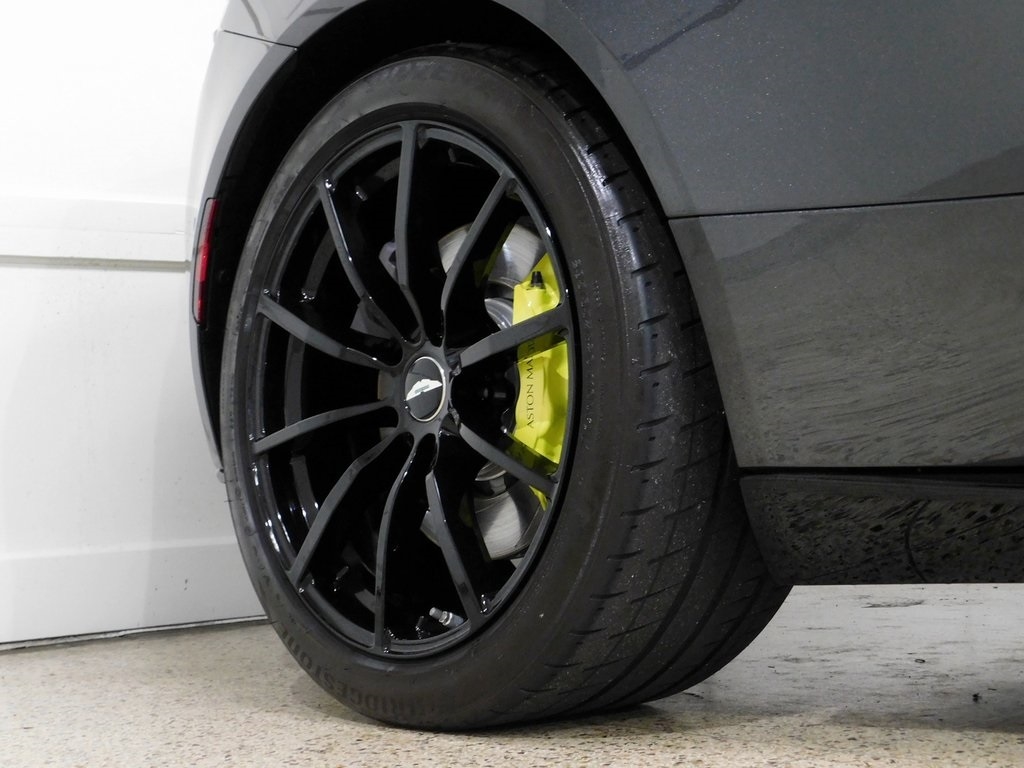 Aston Martin DB11 AMR 2020