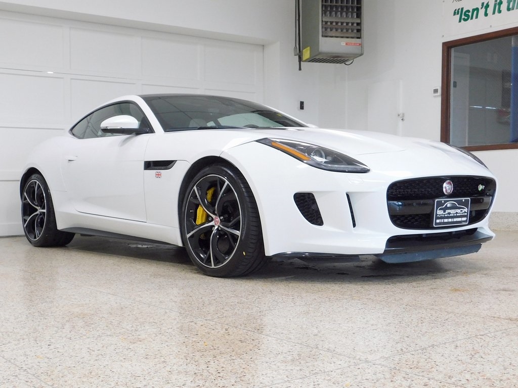 Jaguar F-Type R Coupe 2015