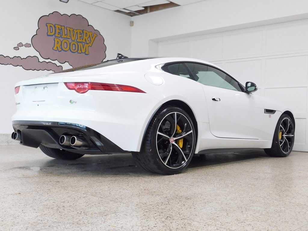 Jaguar F-Type R Coupe 2015