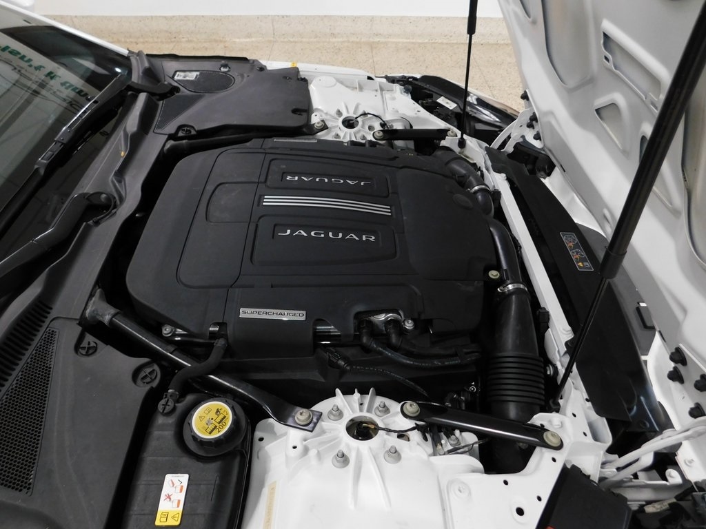 Jaguar F-Type R Coupe 2015