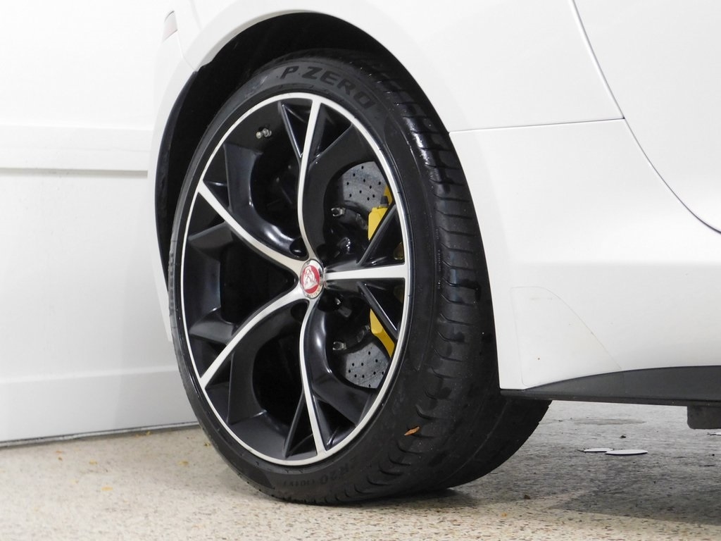 Jaguar F-Type R Coupe 2015