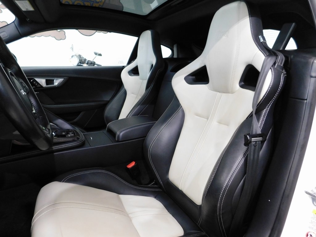 Jaguar F-Type R Coupe 2015