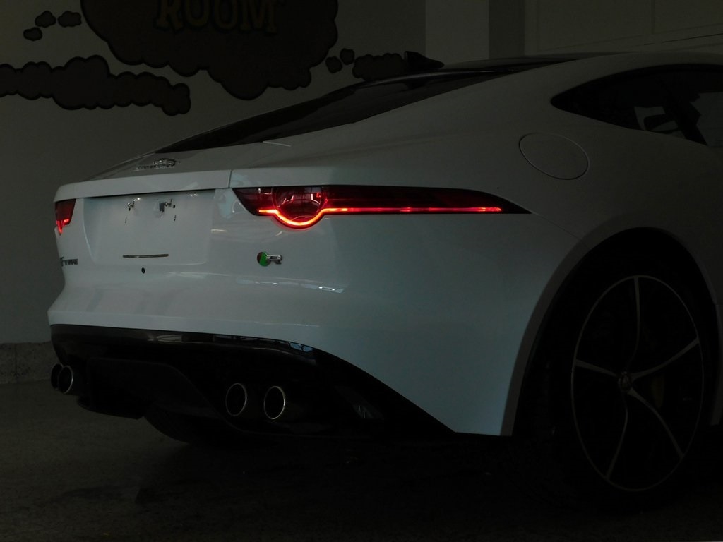 Jaguar F-Type R Coupe 2015