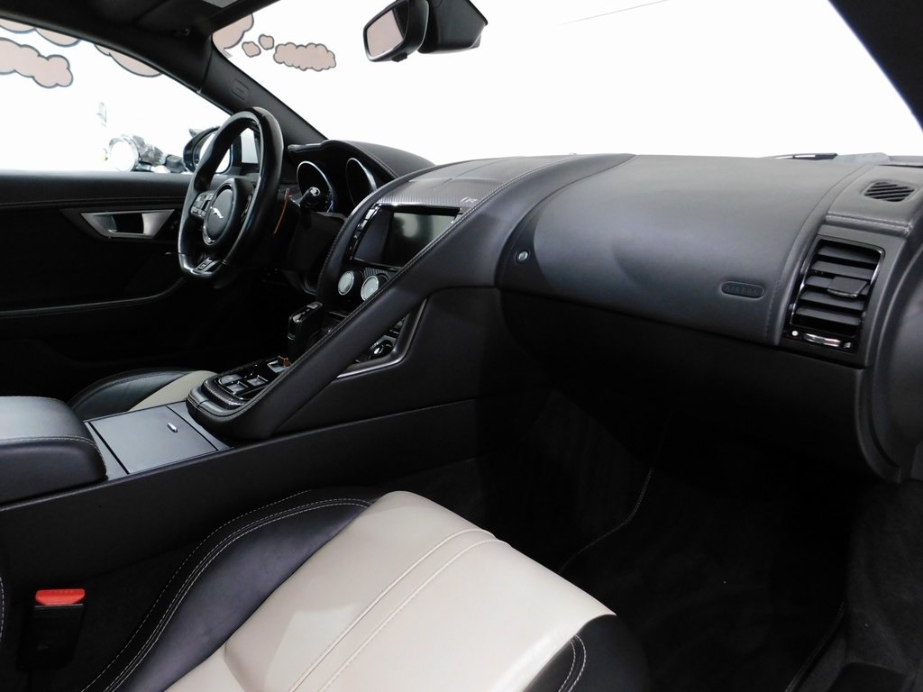 Jaguar F-Type R Coupe 2015