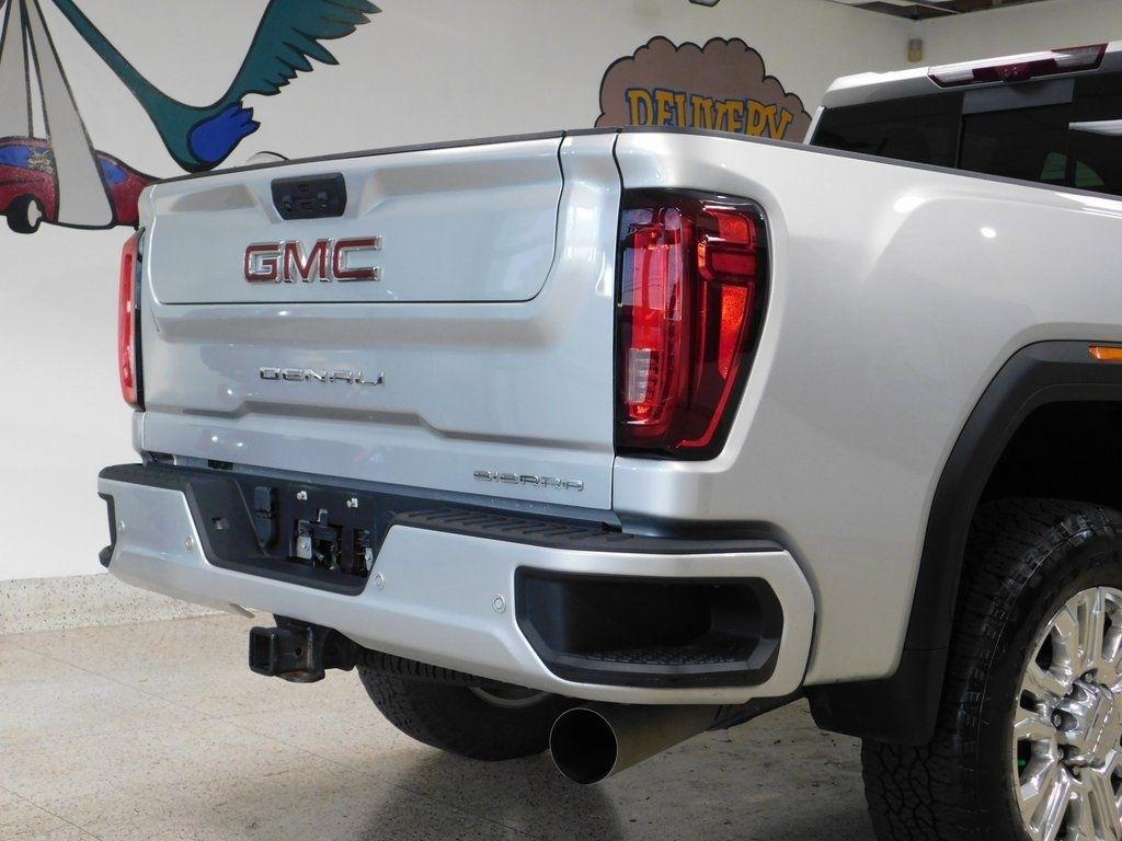 GMC Sierra 3500HD Denali Crew Cab 4WD 2022