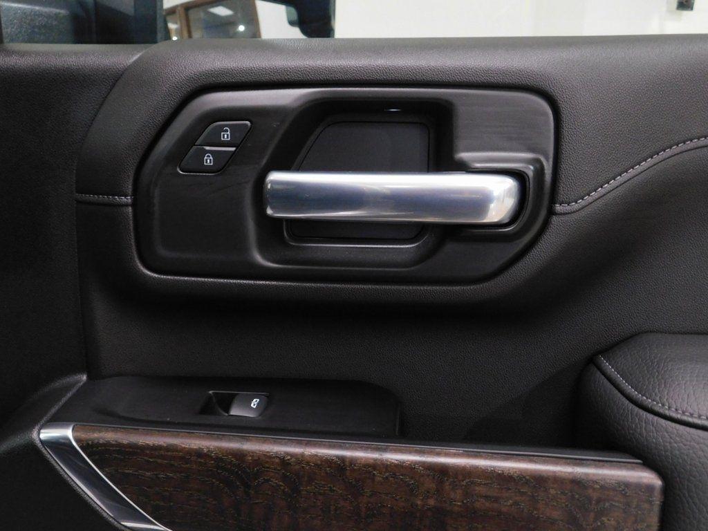 GMC Sierra 3500HD Denali Crew Cab 4WD 2022