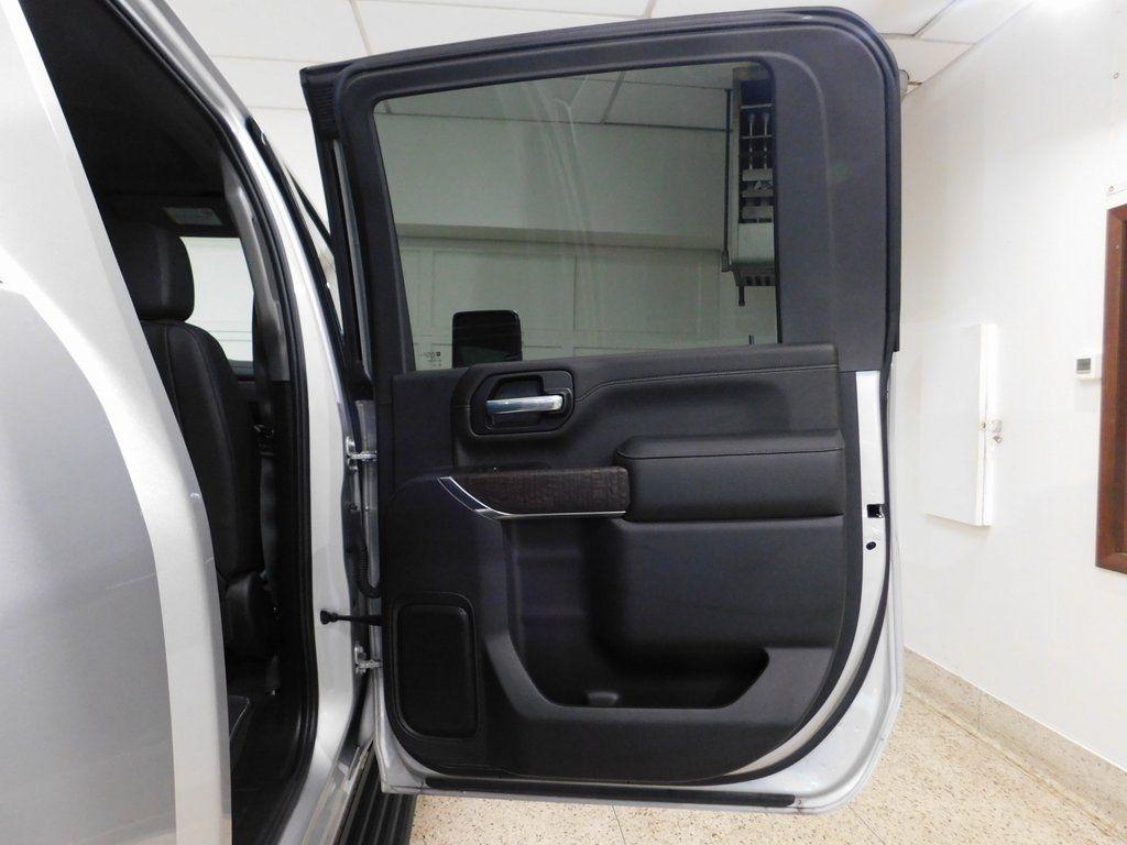 GMC Sierra 3500HD Denali Crew Cab 4WD 2022