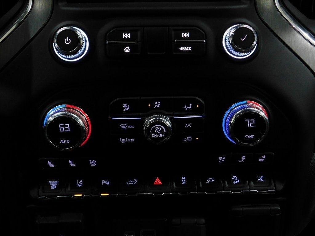 GMC Sierra 3500HD Denali Crew Cab 4WD 2022