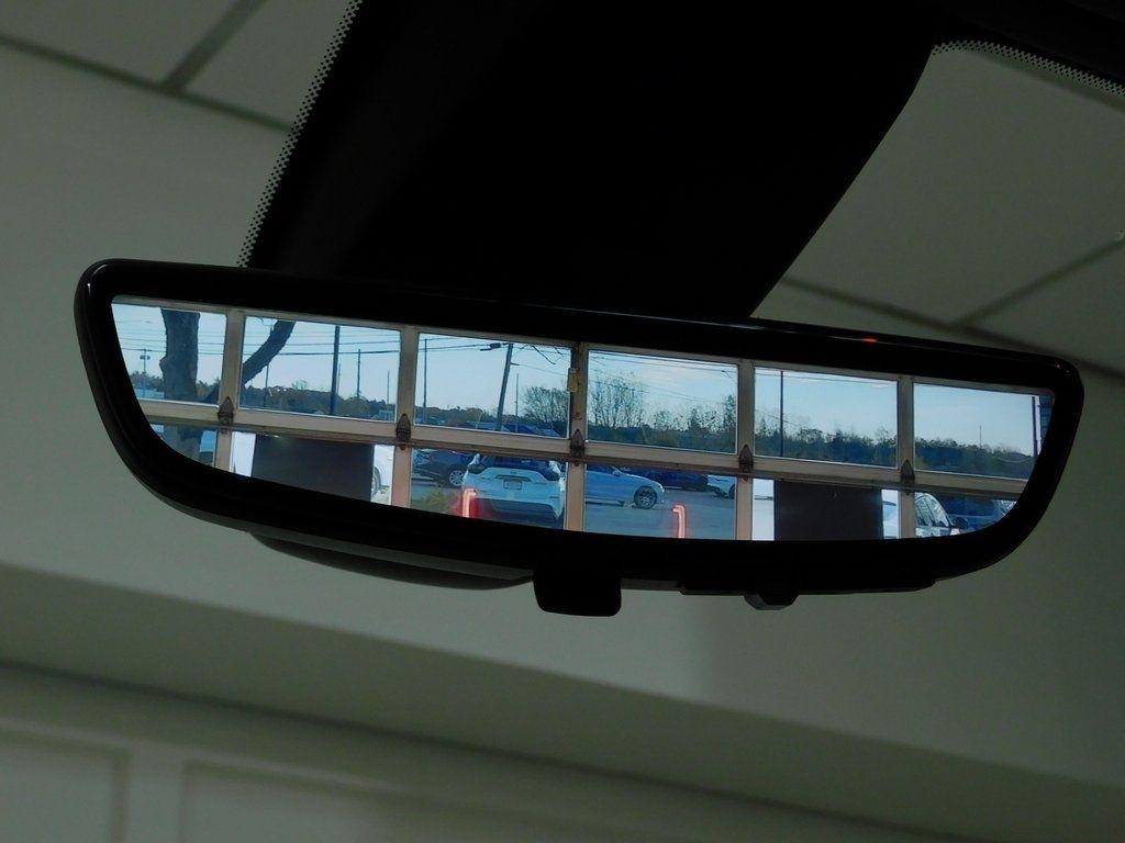 GMC Sierra 3500HD Denali Crew Cab 4WD 2022