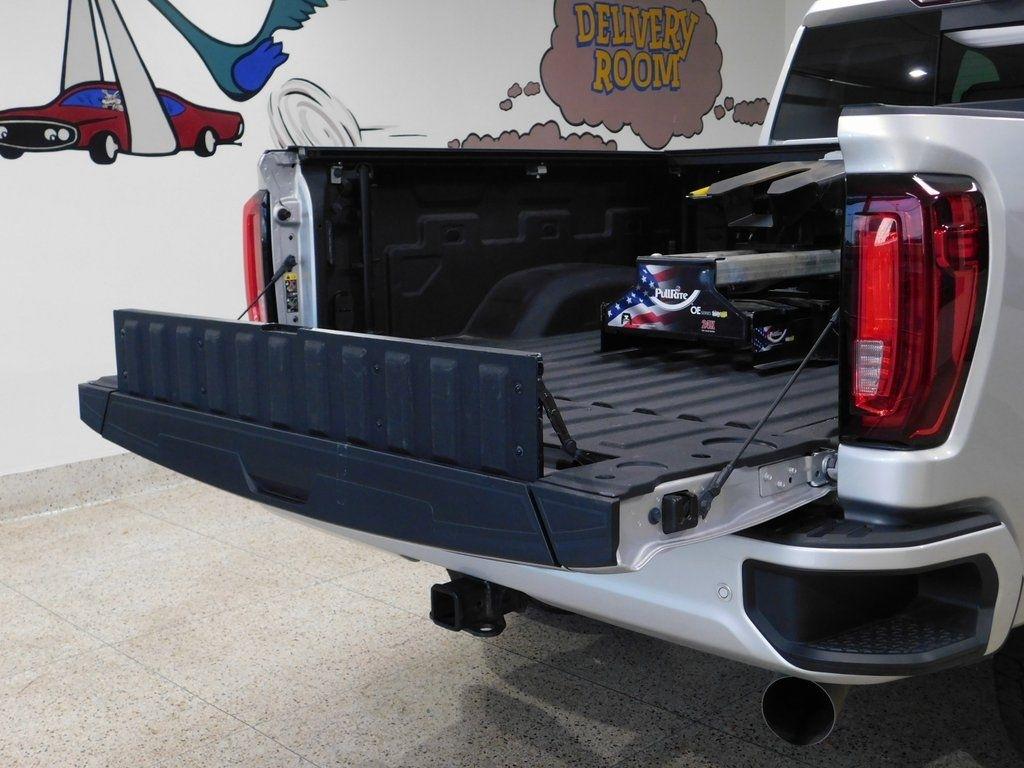 GMC Sierra 3500HD Denali Crew Cab 4WD 2022