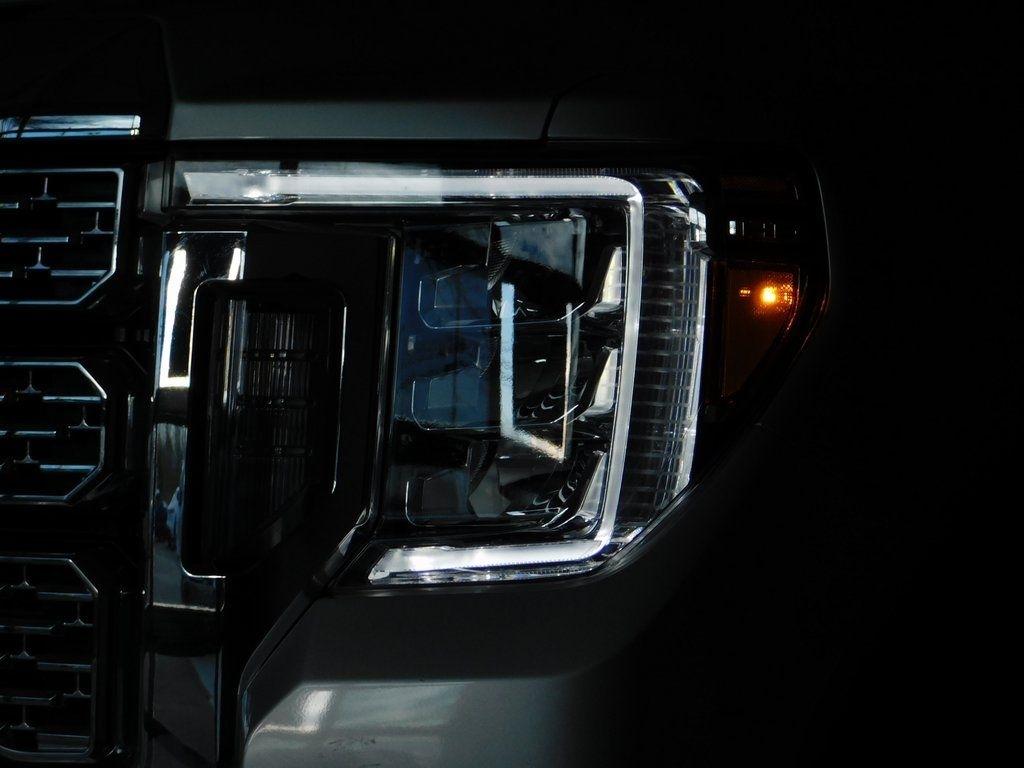 GMC Sierra 3500HD Denali Crew Cab 4WD 2022