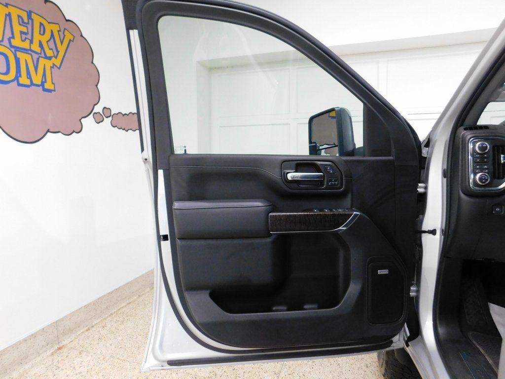 GMC Sierra 3500HD Denali Crew Cab 4WD 2022