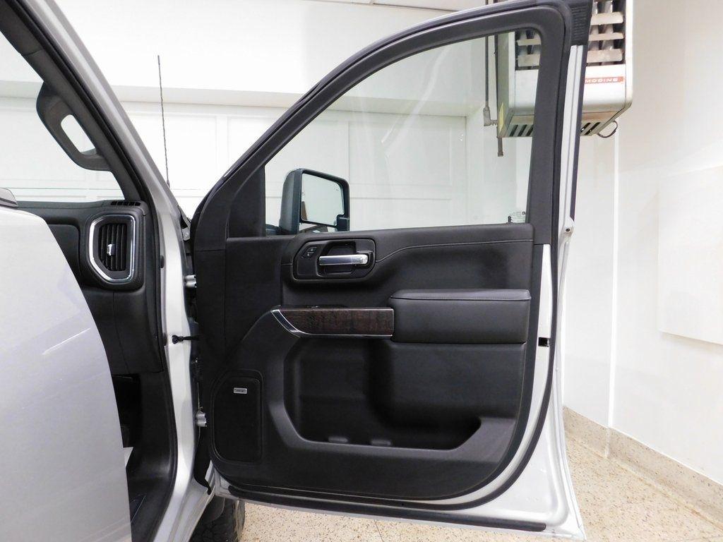 GMC Sierra 3500HD Denali Crew Cab 4WD 2022