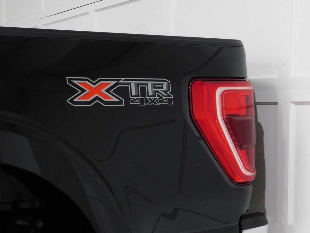 Ford F-150 XLT SuperCrew 5.5-ft. Bed 4WD 2023