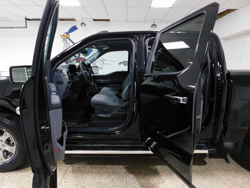 Ford F-150 XLT SuperCrew 5.5-ft. Bed 4WD 2023