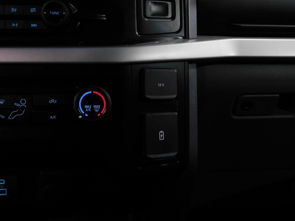 Ford F-150 XLT SuperCrew 5.5-ft. Bed 4WD 2023