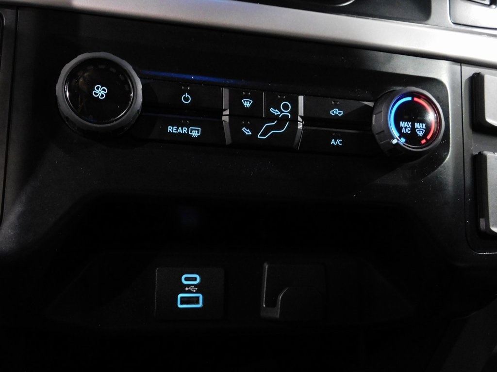 Ford F-150 XLT SuperCrew 5.5-ft. Bed 4WD 2023