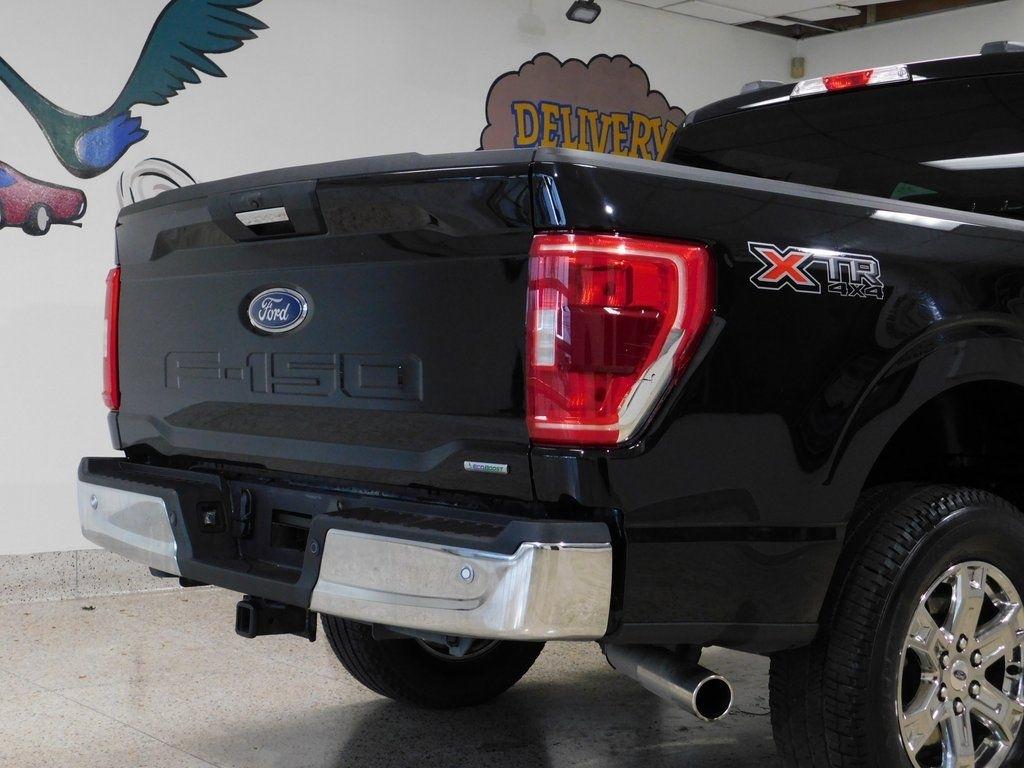 Ford F-150 XLT SuperCrew 5.5-ft. Bed 4WD 2023