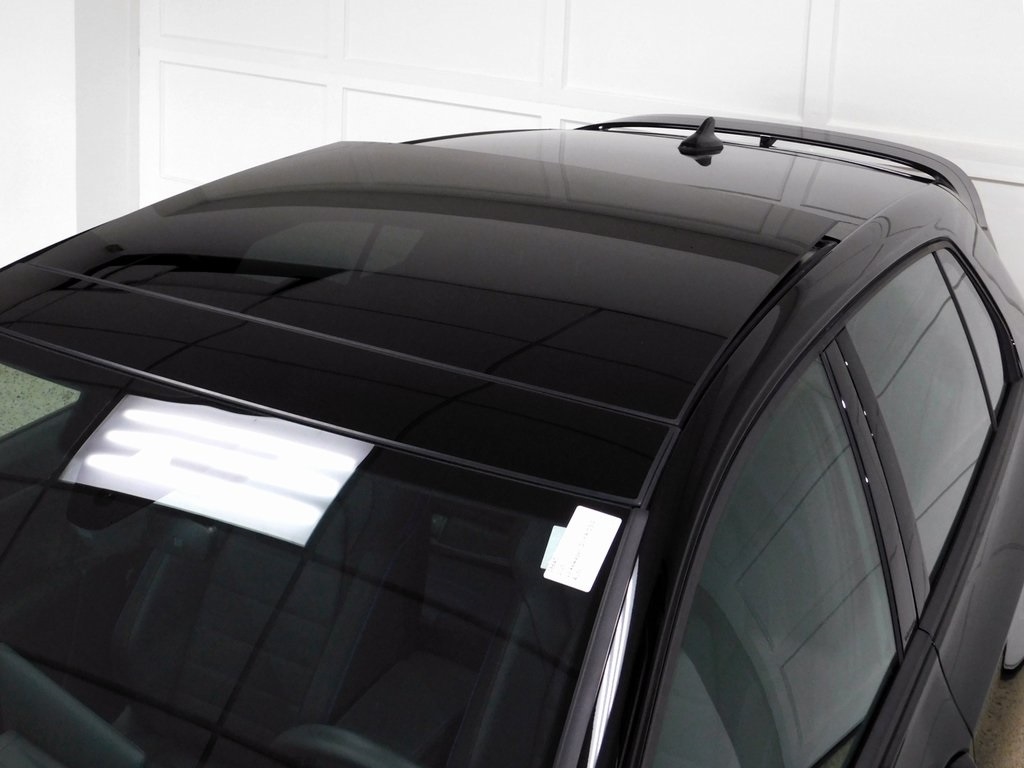 Volkswagen Golf R Black Edition 2025