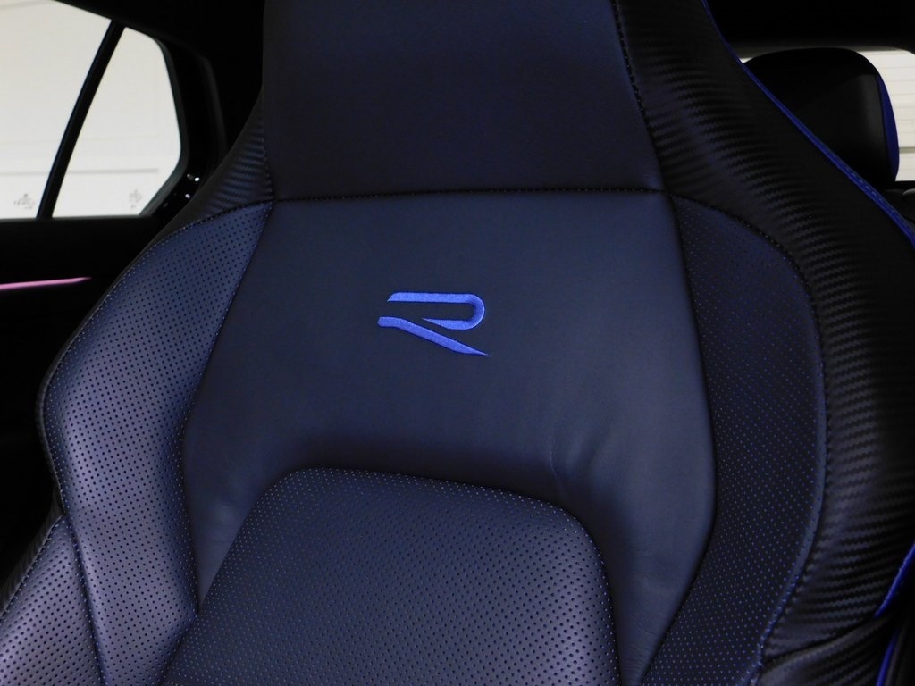 Volkswagen Golf R Black Edition 2025