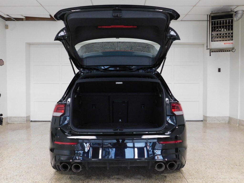Volkswagen Golf R Black Edition 2025