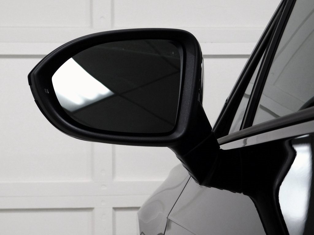 Volkswagen Golf R Black Edition 2025