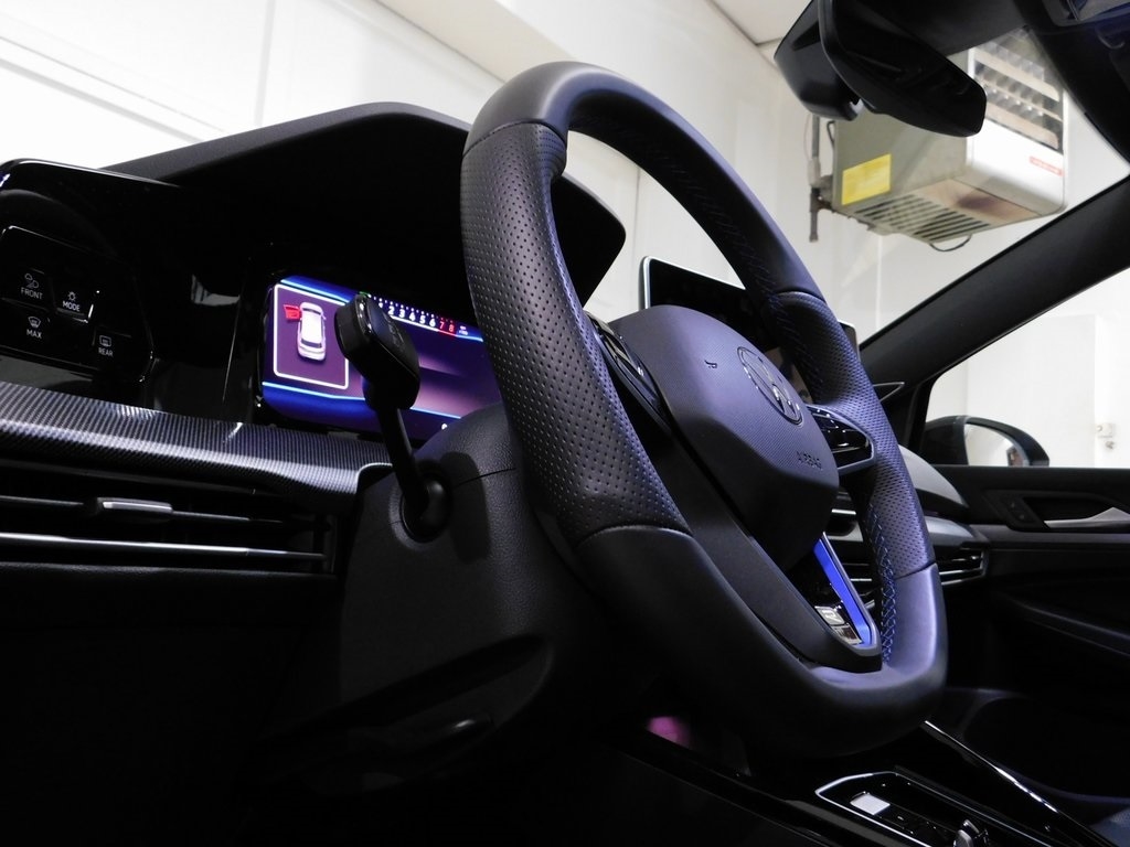 Volkswagen Golf R Black Edition 2025