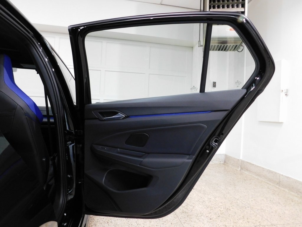 Volkswagen Golf R Black Edition 2025