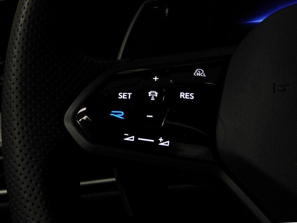 Volkswagen Golf R Black Edition 2025