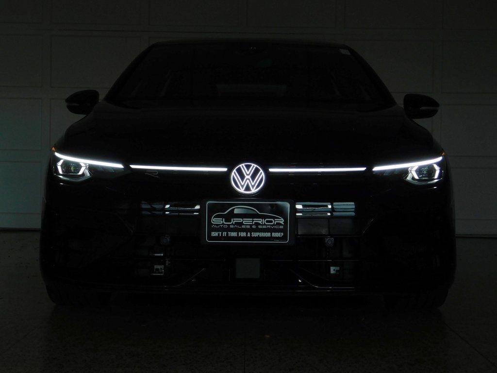 Volkswagen Golf R Black Edition 2025