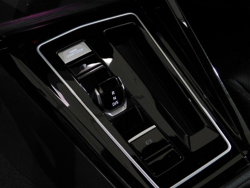 Volkswagen Golf R Black Edition 2025