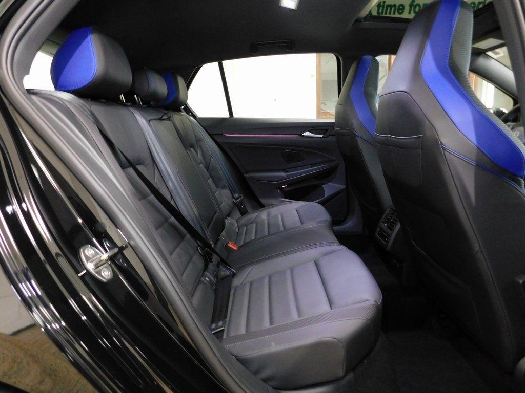 Volkswagen Golf R Black Edition 2025