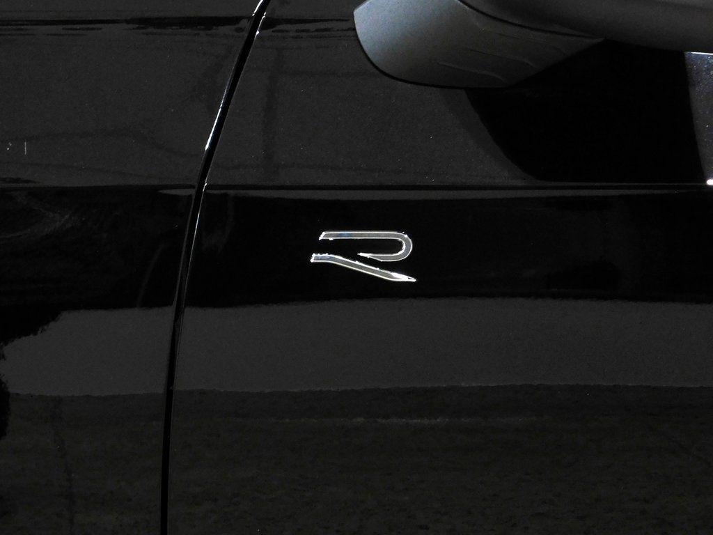 Volkswagen Golf R Black Edition 2025