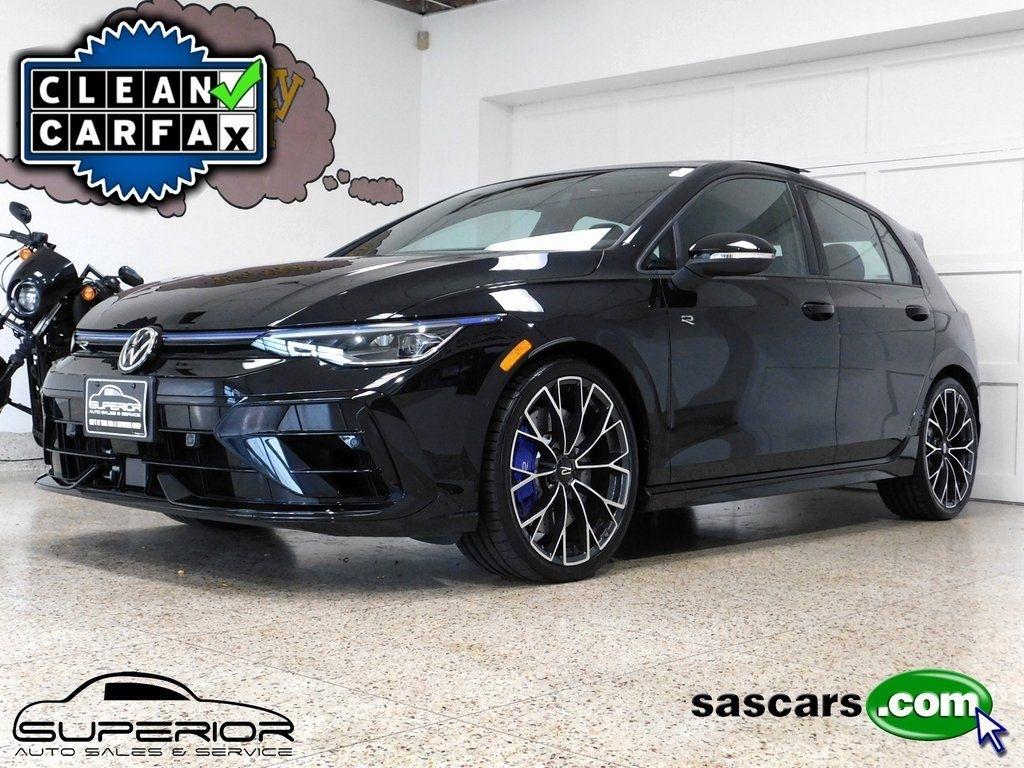 2025 Volkswagen Golf R Golf R 4-door DSG's photo