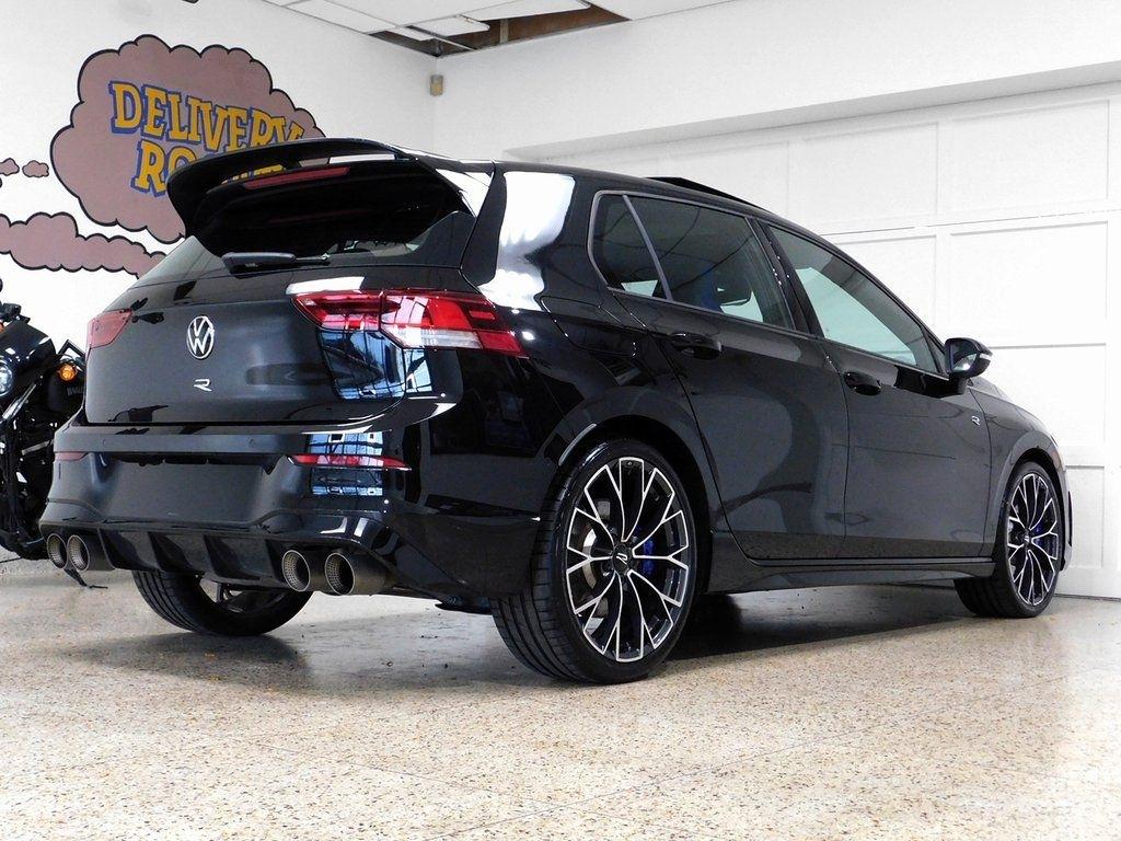 Volkswagen Golf R Black Edition 2025