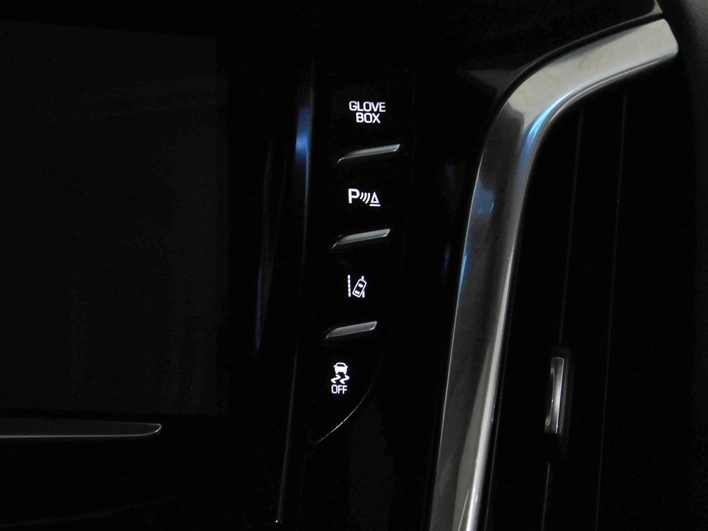 Cadillac Escalade Luxury 2WD 2015