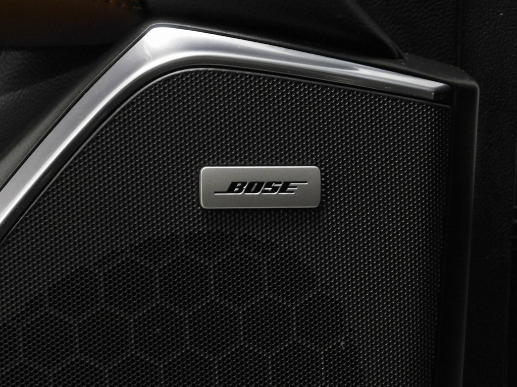 Cadillac Escalade Luxury 2WD 2015