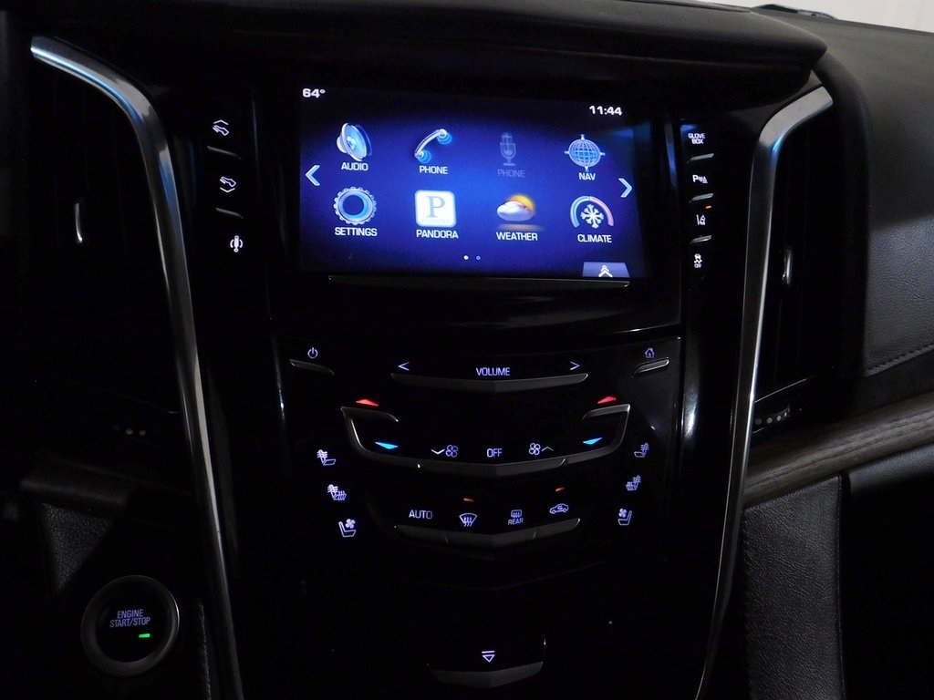 Cadillac Escalade Luxury 2WD 2015